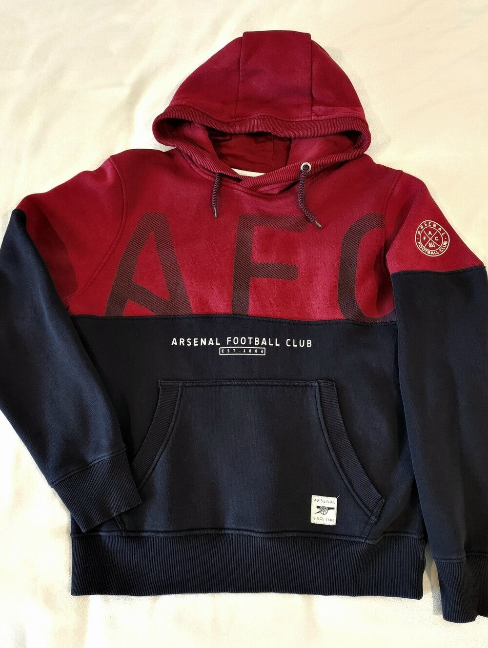 Arsenal Football Club FC Men's Red and Navy Logo Hoodie Medium